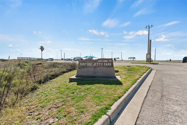 $450,000 | 105 Stanek Drive, Surfside Beach, TX 77541