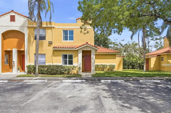 $2,650 | 3832 Northwest 90th Avenue, Unit 3832, Sunrise, FL 33351