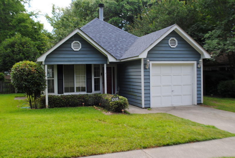 1098 Secessionville Road Charleston, SC 29412 - Photo 2 of 5 DSC_0032