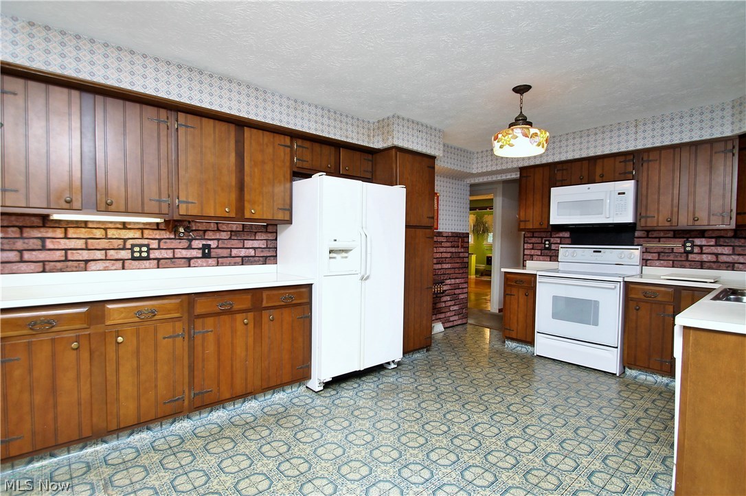3798 Reimer Road Barberton, OH 44203 - Photo 6 of 29