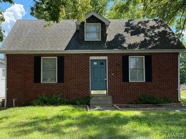 $110,000 | 30 South 21st Street, Belleville, IL 62226