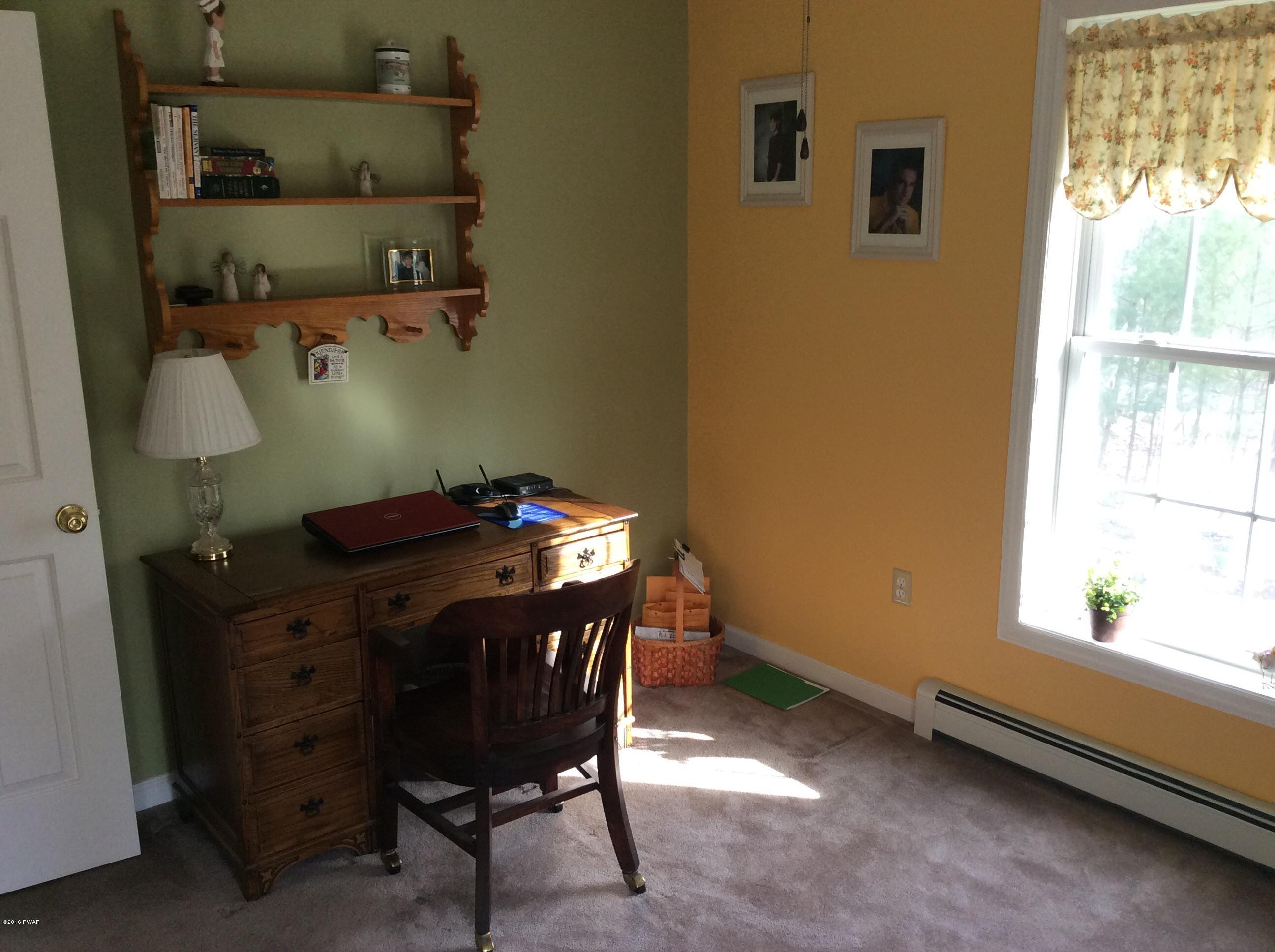 101 Lake Road Shohola, PA 18458 - Photo 37 of 89 image