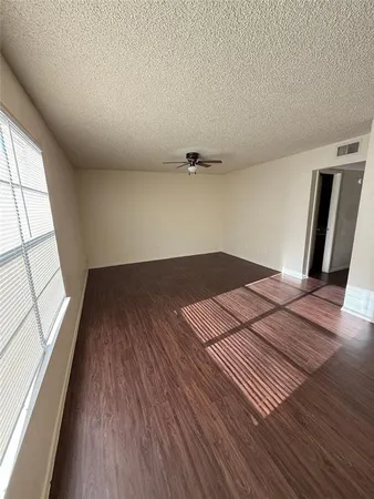 $950 | 1713 Short Street, Unit A, Cleburne, TX 76033