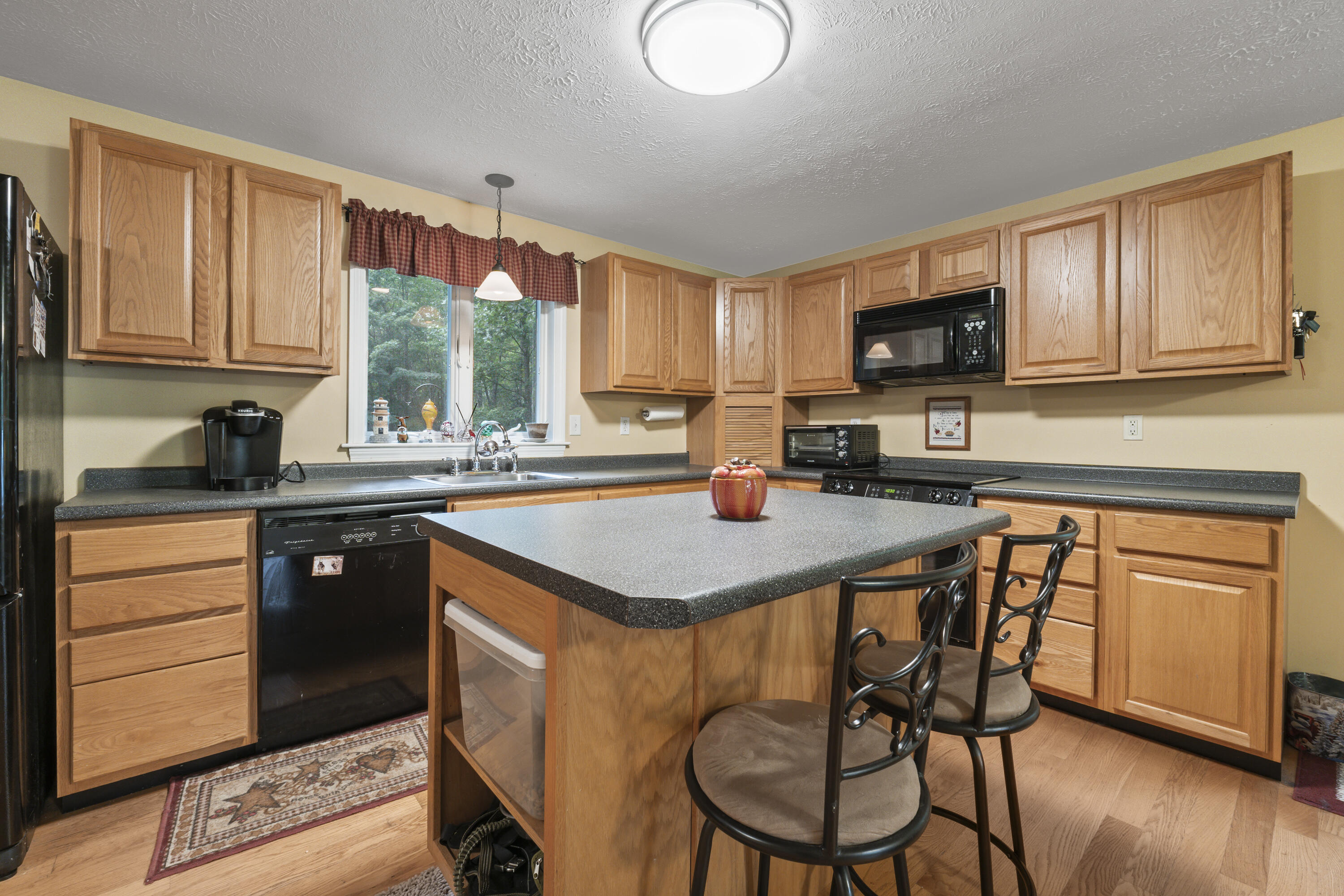 267 Hussey Road Parsonsfield, ME 04047 - Photo 7 of 33 267 Hussey Rd_110