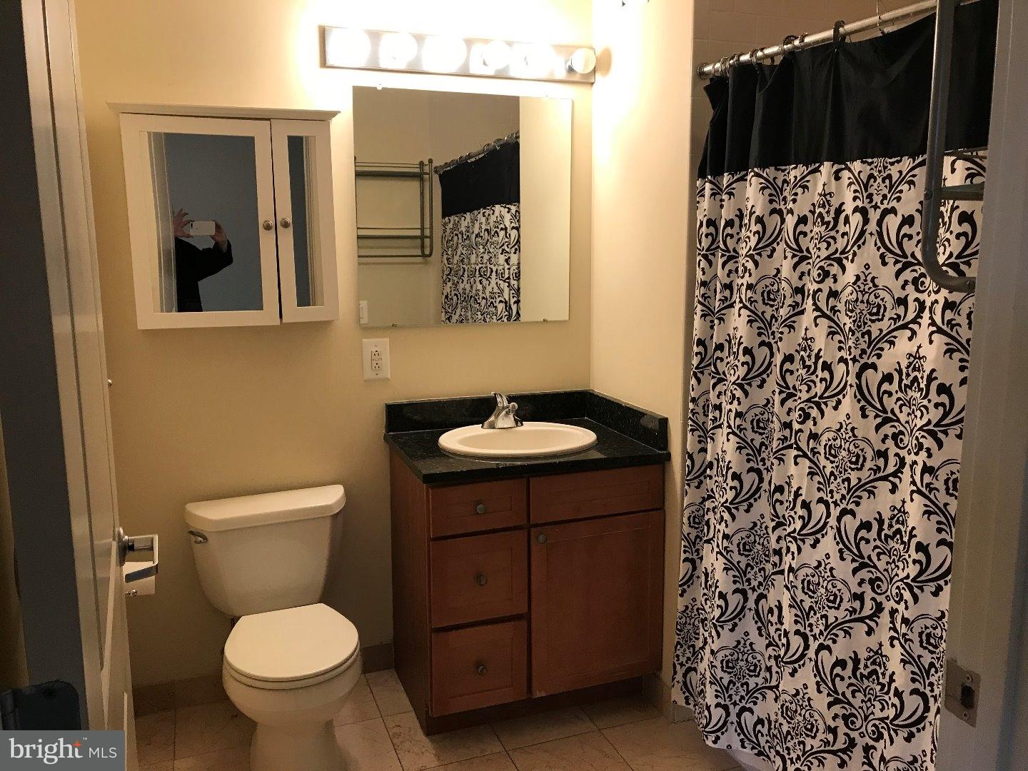 111 South 15th Street, Unit 1704 Philadelphia, PA 19102 - Photo 9 of 12 Gallery Image 9