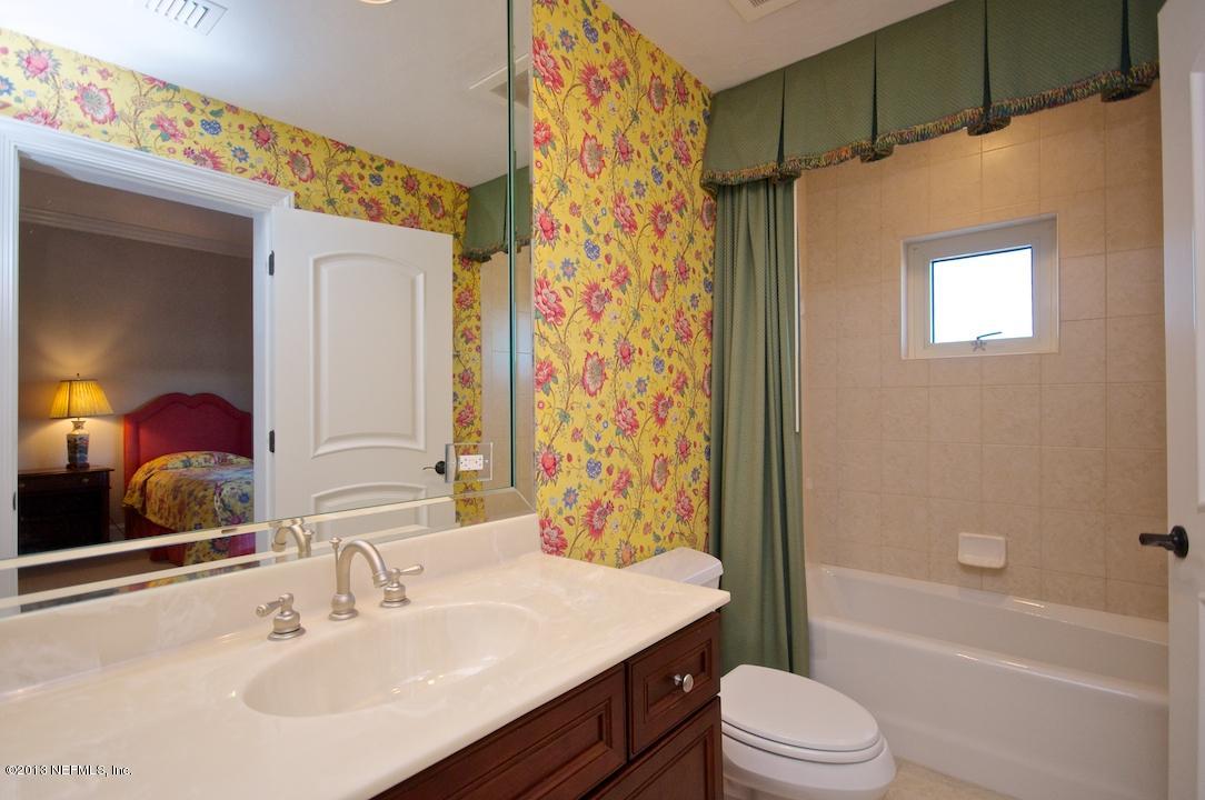2358 Riverside Avenue, Unit 703 Jacksonville, FL 32204 - Photo 18 of 48 Ensuite Bath