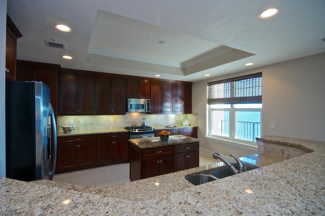 2358 Riverside Avenue, Unit 703 Jacksonville, FL 32204 - Photo 30 of 48 Kitchen