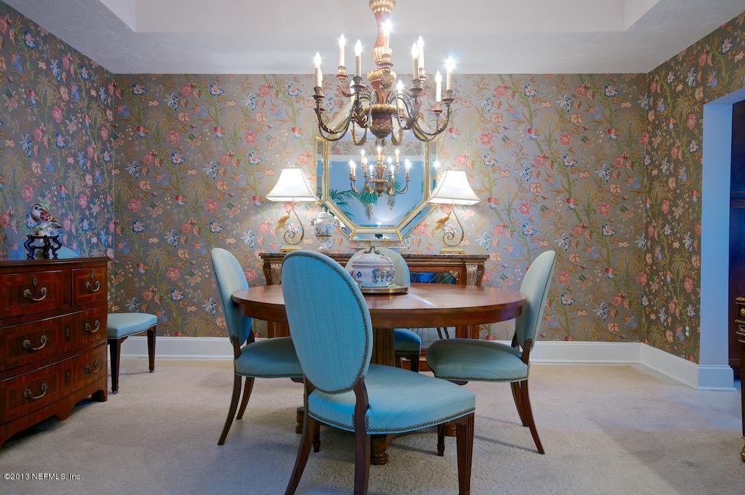 2358 Riverside Avenue, Unit 703 Jacksonville, FL 32204 - Photo 34 of 48 Spacious Dining Room with Chandelier