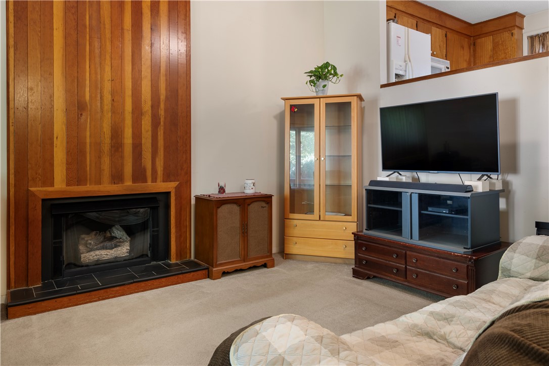 304 Rockingham Road Seneca, SC 29672 - Photo 3 of 21