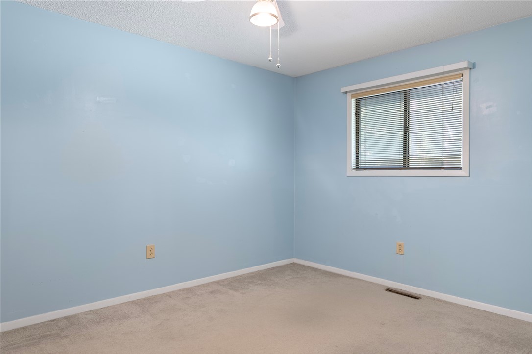 304 Rockingham Road Seneca, SC 29672 - Photo 9 of 21