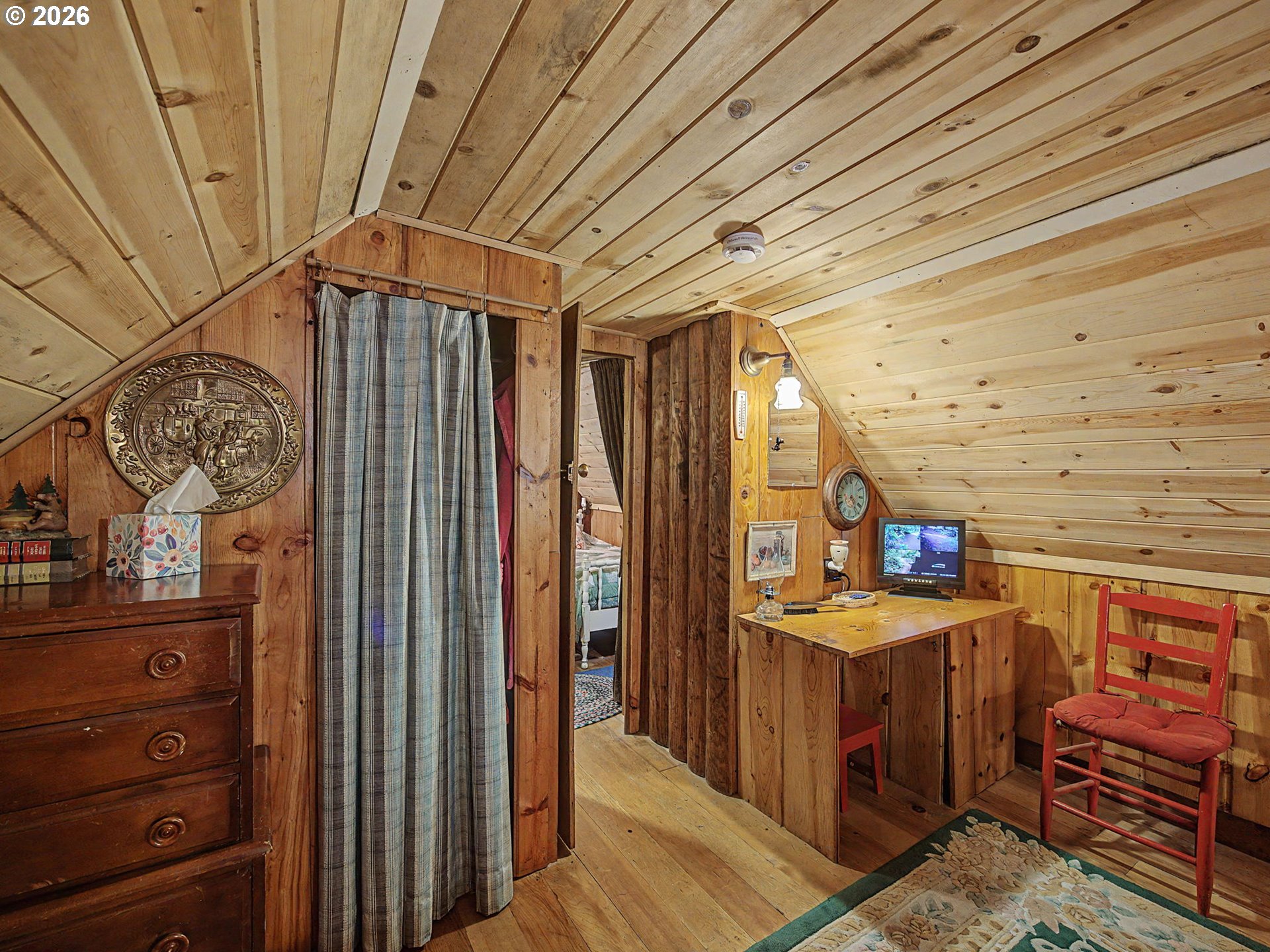 28548 Road 20 Rhododendron, OR 97049 - Photo 32 of 48