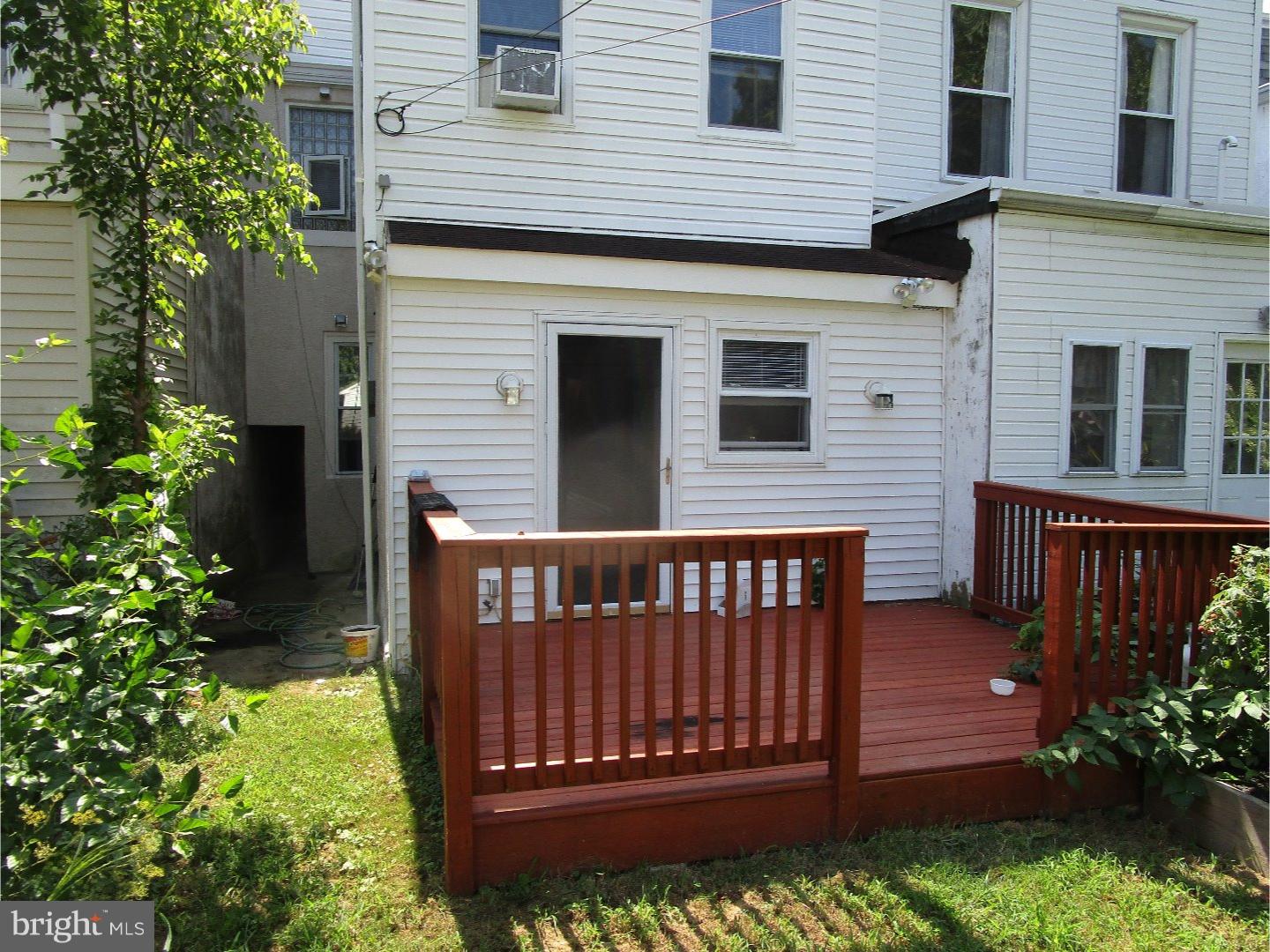 249 Rochelle Avenue Philadelphia, PA 19128 - Photo 8 of 20 Deck