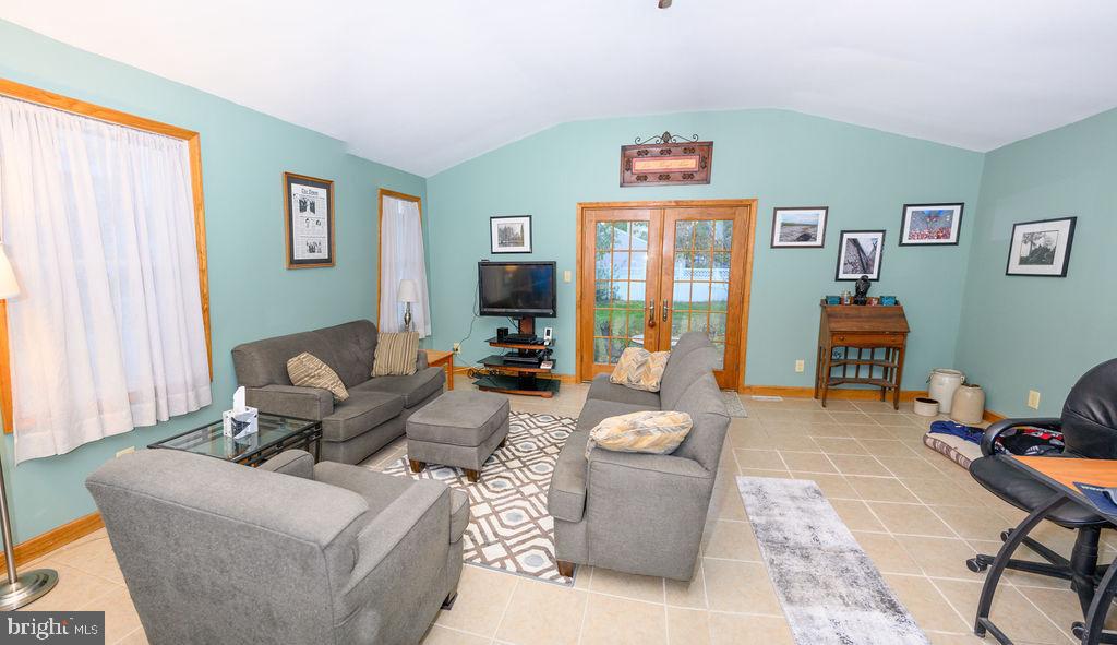 130 Delaware Avenue Riverside, NJ 08075 - Photo 18 of 29