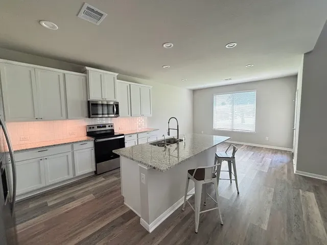 $529,999 | 6263 Rolling Hills Road, Conroe, TX 77303