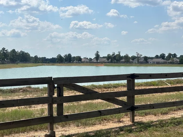 $529,999 | 6263 Rolling Hills Road, Conroe, TX 77303