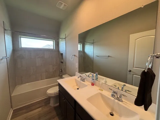 $529,999 | 6263 Rolling Hills Road, Conroe, TX 77303