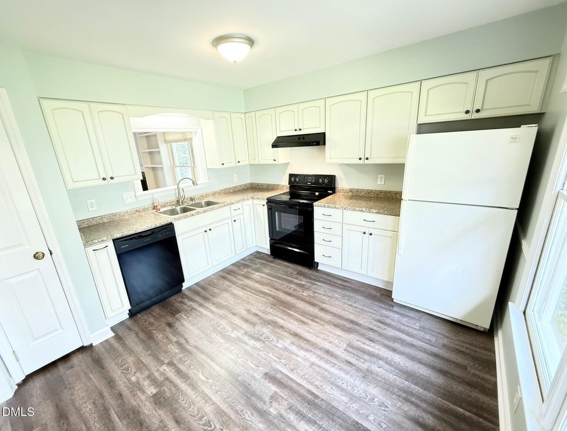 6400 Meadow View Drive Raleigh, NC 27609 - Photo 6 of 21 6