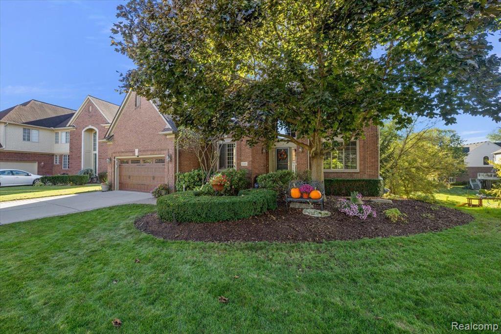 1241 Tulberry Circle Rochester, MI 48306 - Photo 4 of 73