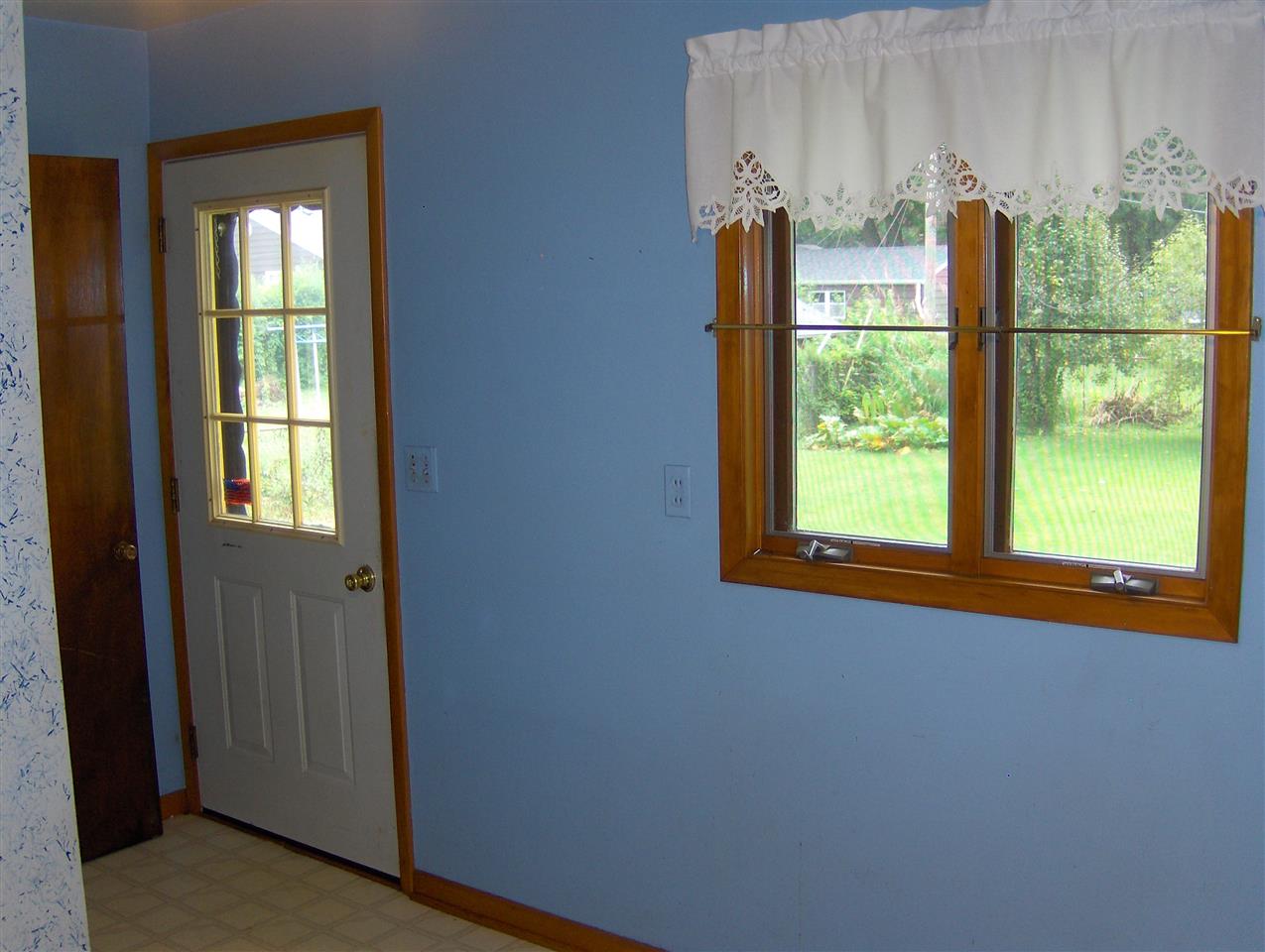 7103 Mildred Road Machesney Park, IL 61115 - Photo 6 of 15 Gallery Image 6