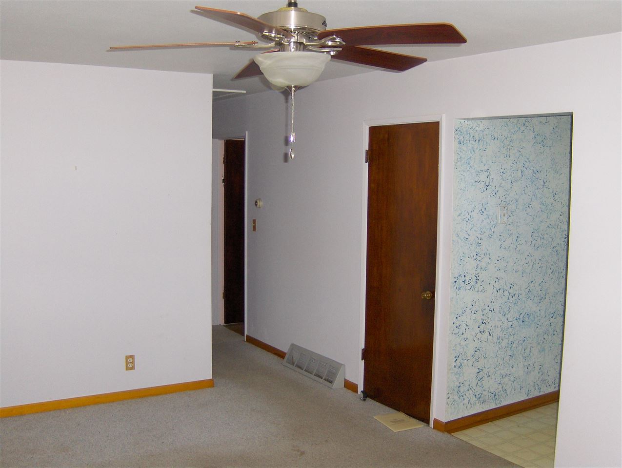 7103 Mildred Road Machesney Park, IL 61115 - Photo 9 of 15 Gallery Image 9