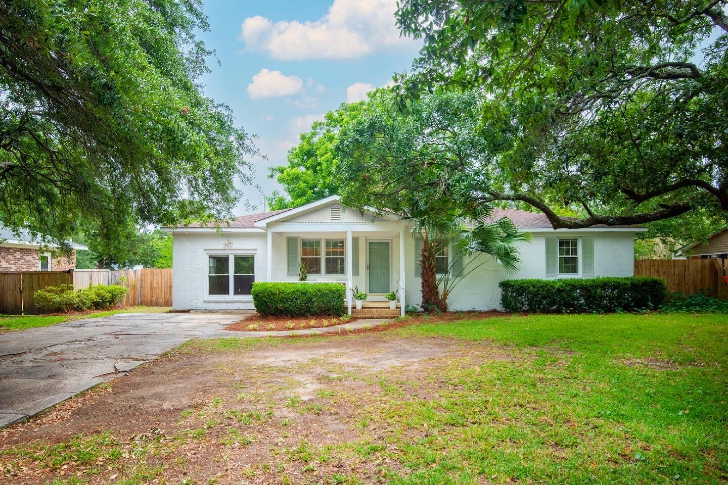 872 Dills Bluff Road Charleston, SC 29412 - Photo 1 of 67 3EA33064-F509-4F2C-B018-7FDD9617DBC9