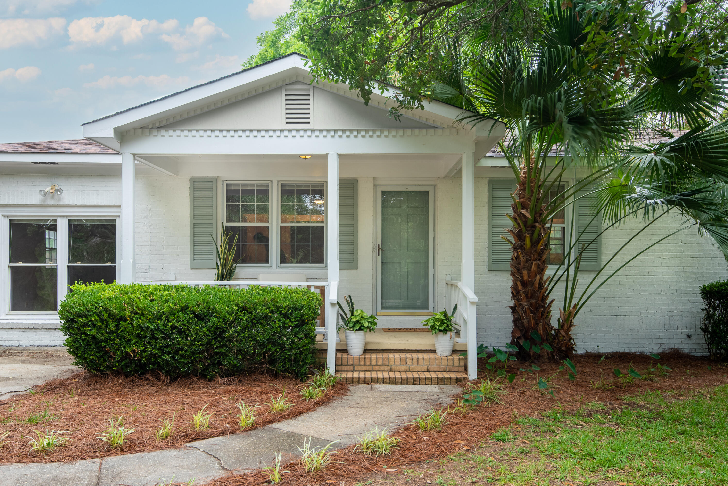 872 Dills Bluff Road Charleston, SC 29412 - Photo 2 of 67 front