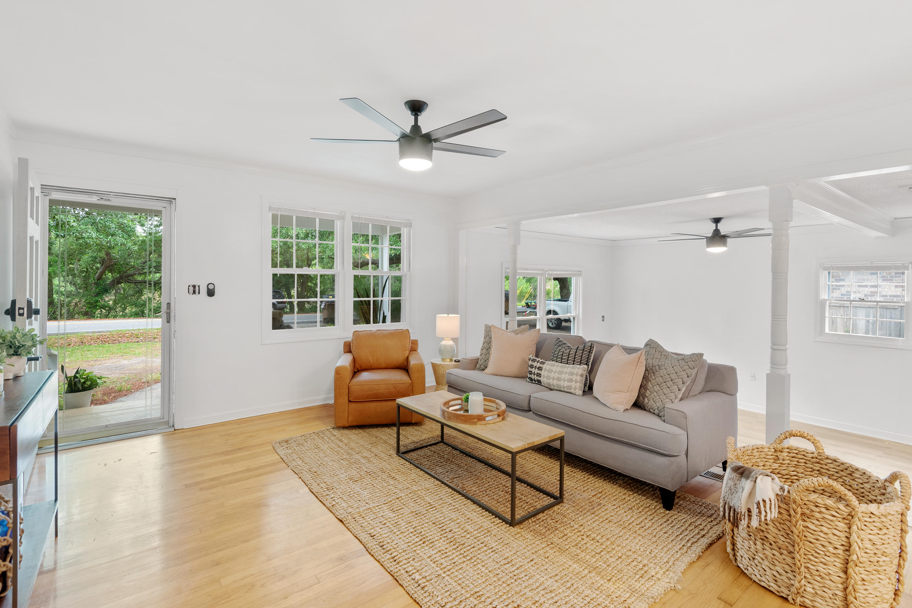 872 Dills Bluff Road Charleston, SC 29412 - Photo 6 of 67 872DillsBluffRoad- KeenEyeMarketing - 00