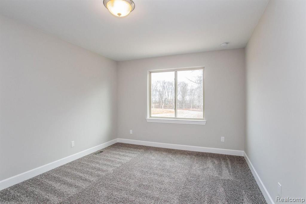 47639 Alpine Drive Novi, MI 48374 - Photo 30 of 36