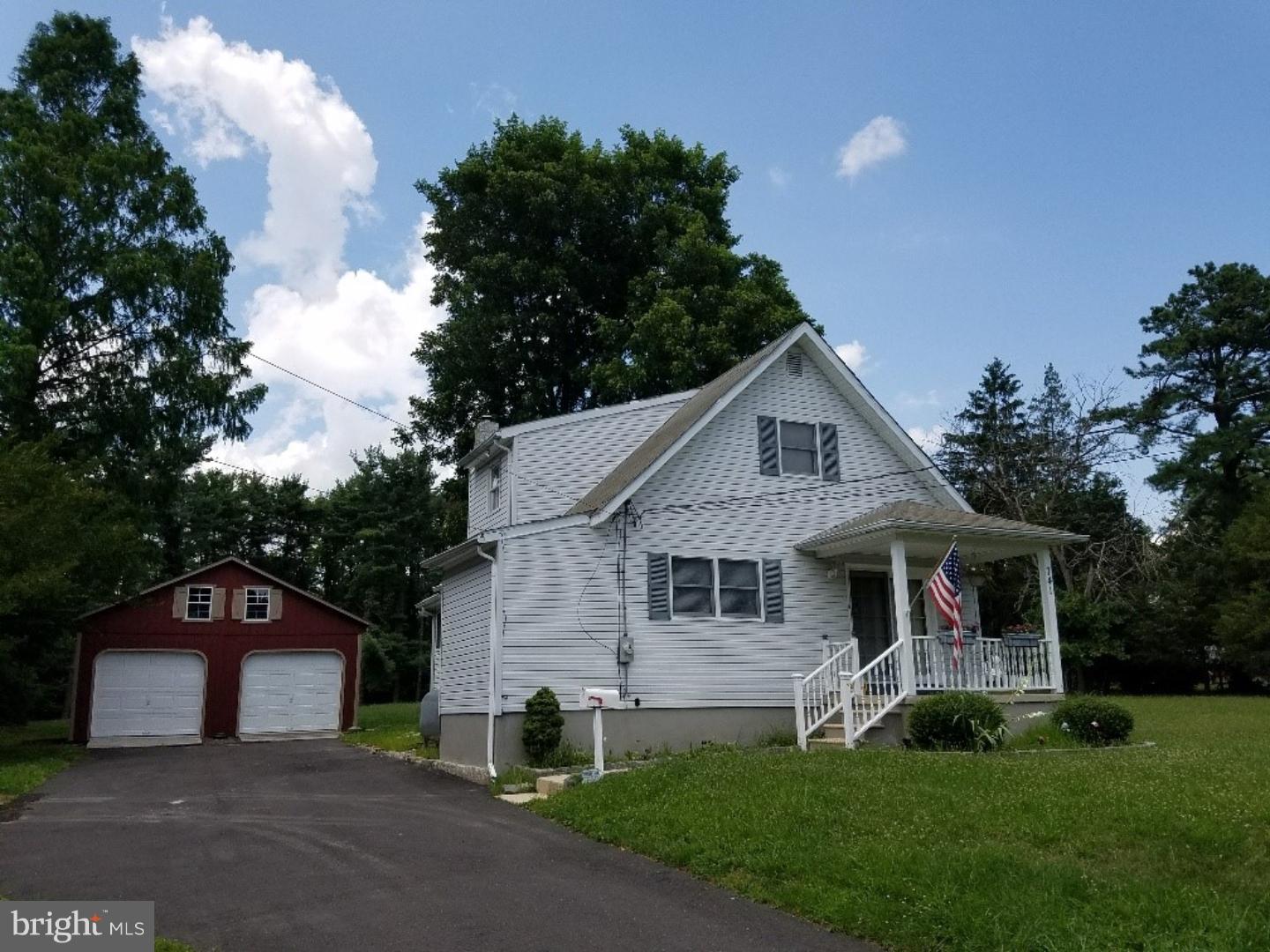 741 Maple Road Woodbury, NJ 08096 - Photo 1 of 23