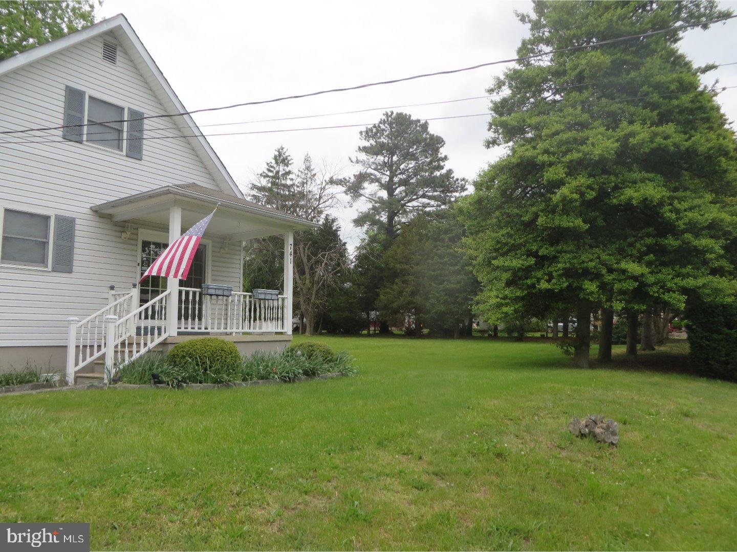 741 Maple Road Woodbury, NJ 08096 - Photo 3 of 23
