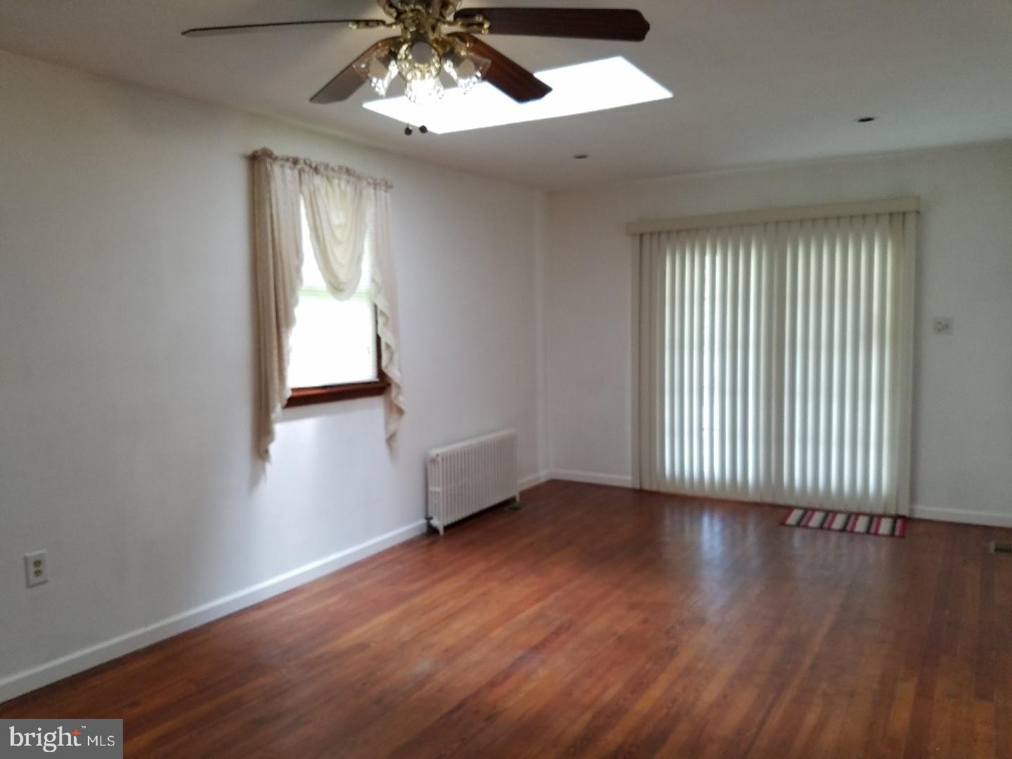 741 Maple Road Woodbury, NJ 08096 - Photo 5 of 23