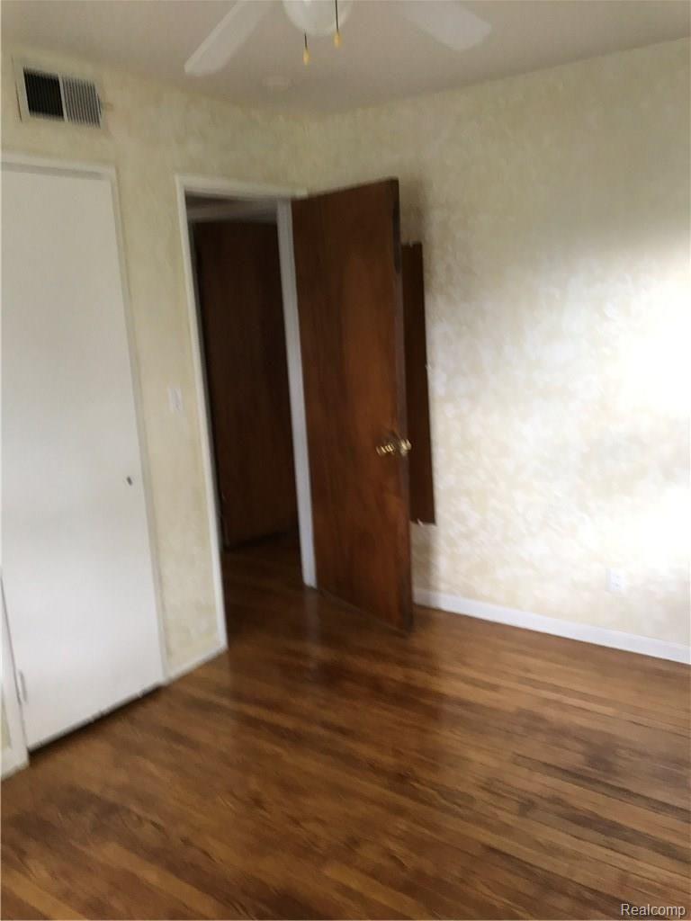 14030 Farmington Road Livonia, MI 48154 - Photo 12 of 13 IMG_0267.JPG