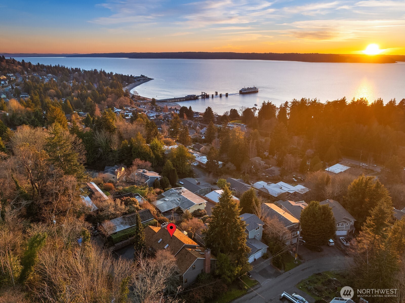 8305 44th Avenue Southwest Seattle, WA 98136 - Photo 3 of 3