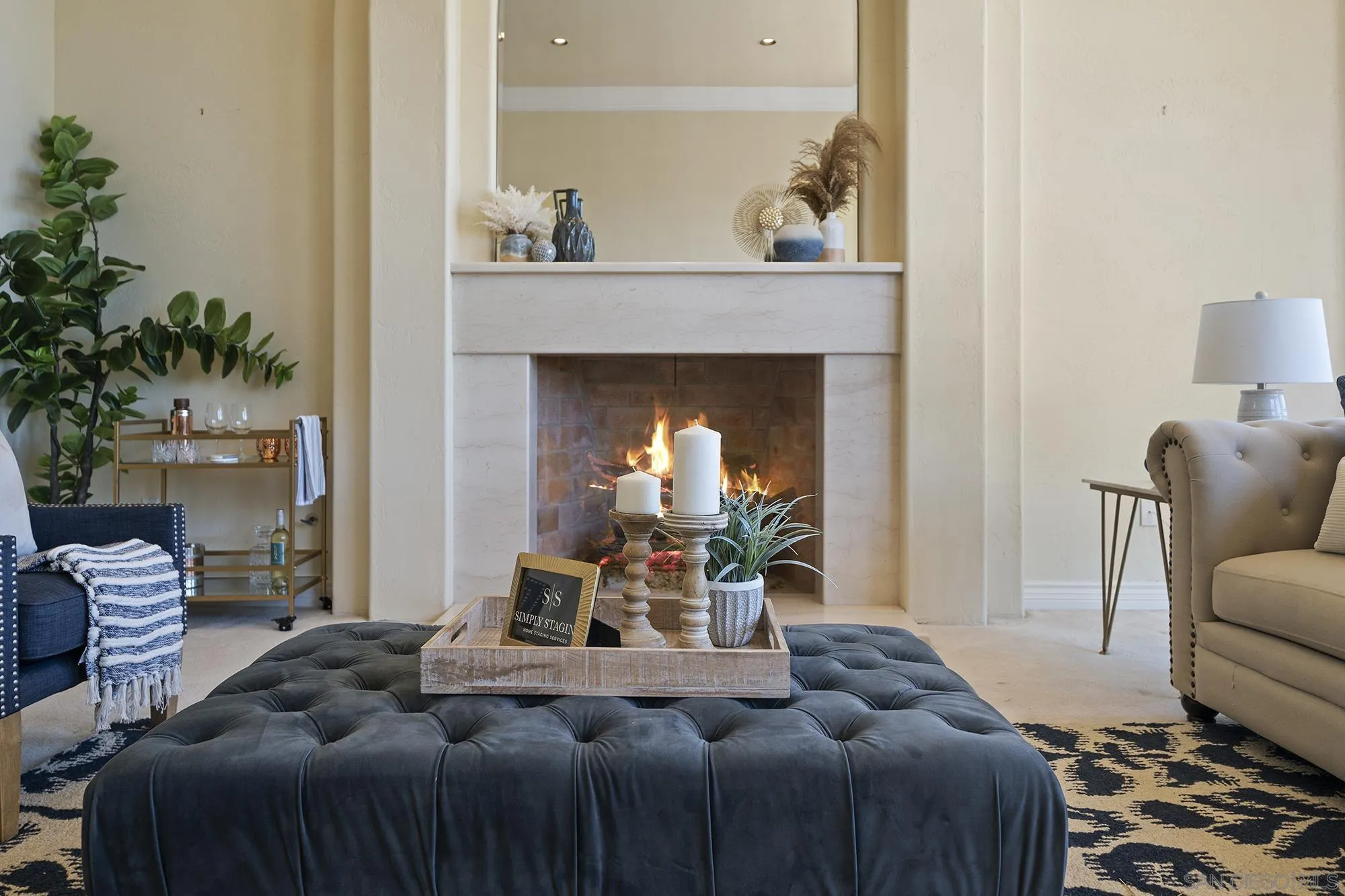 4 Rollingview Lane Fallbrook, CA 92028 - Photo 5 of 32 a living room with furniture and a fireplace