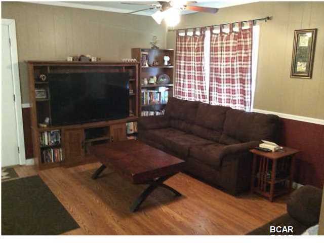 1834 Adolph Whitaker Road Bonifay, FL 32425 - Photo 5 of 20 Gallery Image 5