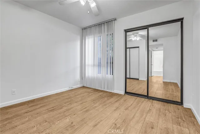 $2,450 | 22100 Burbank Boulevard, Unit 130C, Woodland Hills, CA 91367