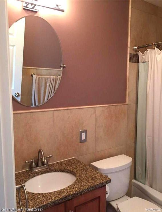 1886 Ruby Avenue Rochester, MI 48309 - Photo 17 of 18
