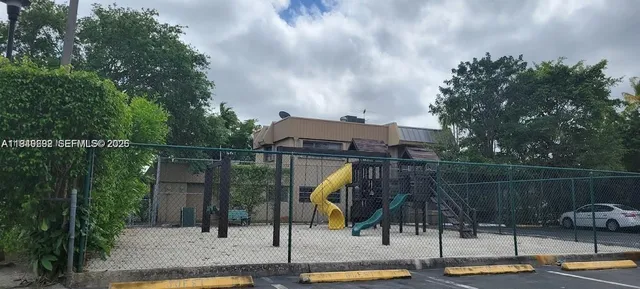 $275,000 | 10431 North Kendall Drive, Unit D314, Miami, FL 33176