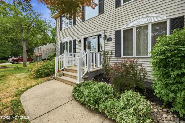 $840,000 | 8 Maple Street, Port Monmouth, NJ 07758