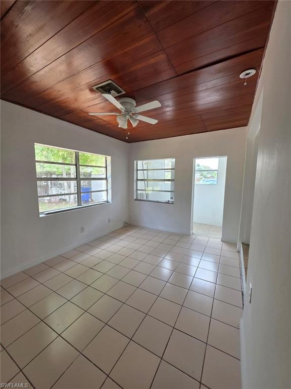 2103 Unity Avenue Fort Myers, FL 33901 - Photo 28 of 40 a view of an empty room and window