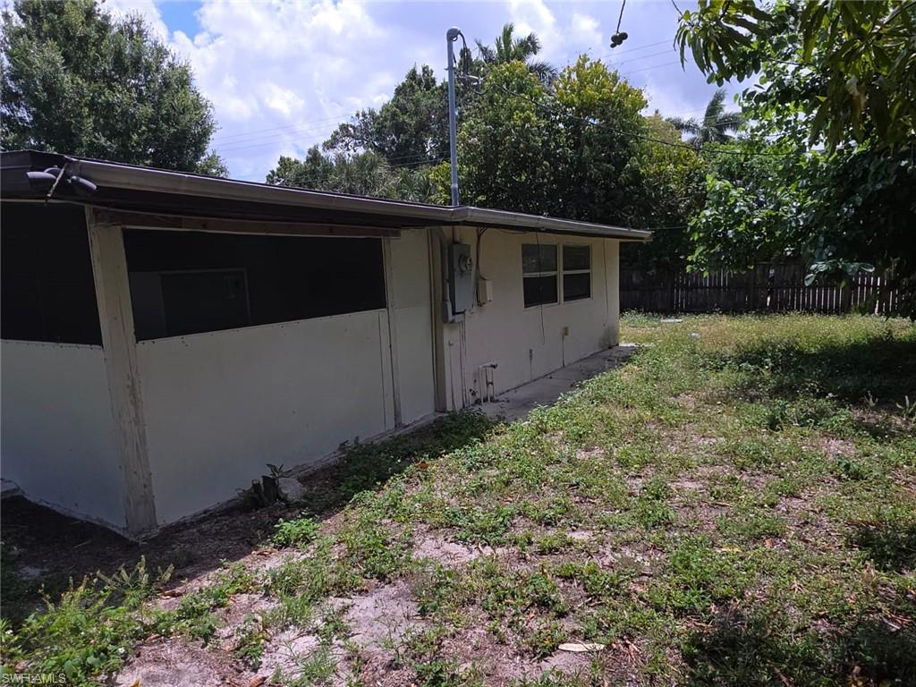 2103 Unity Avenue Fort Myers, FL 33901 - Photo 31 of 40 a view of a barn in a yard