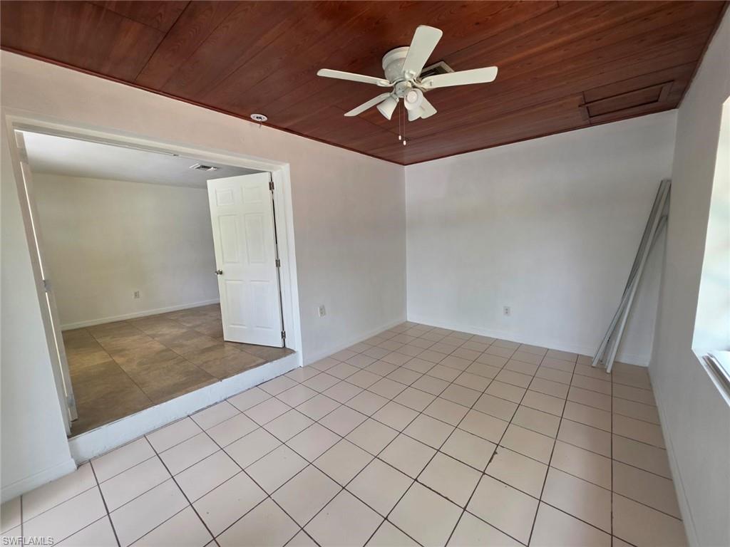 2103 Unity Avenue Fort Myers, FL 33901 - Photo 4 of 40 a view of a livingroom with an entryway