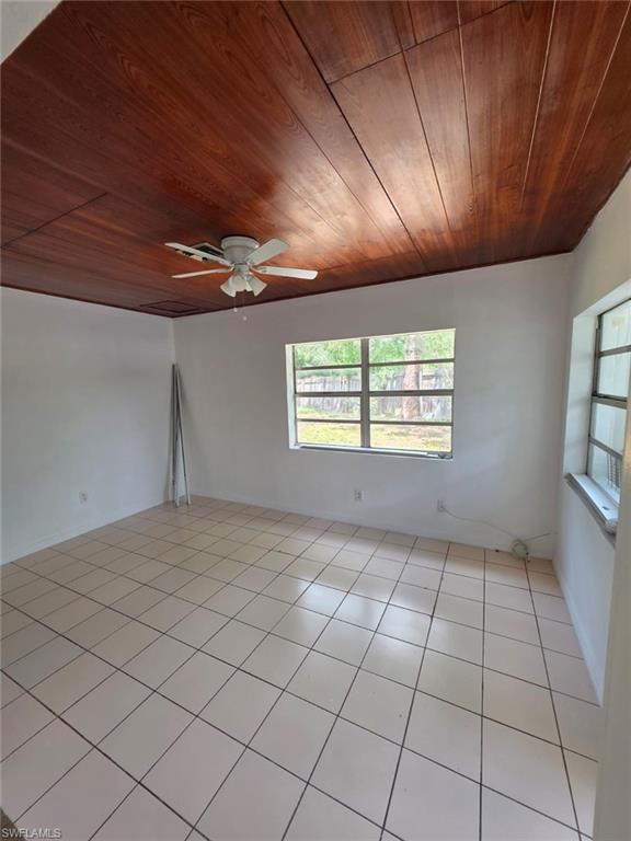 2103 Unity Avenue Fort Myers, FL 33901 - Photo 5 of 40 a view of an empty room and a window