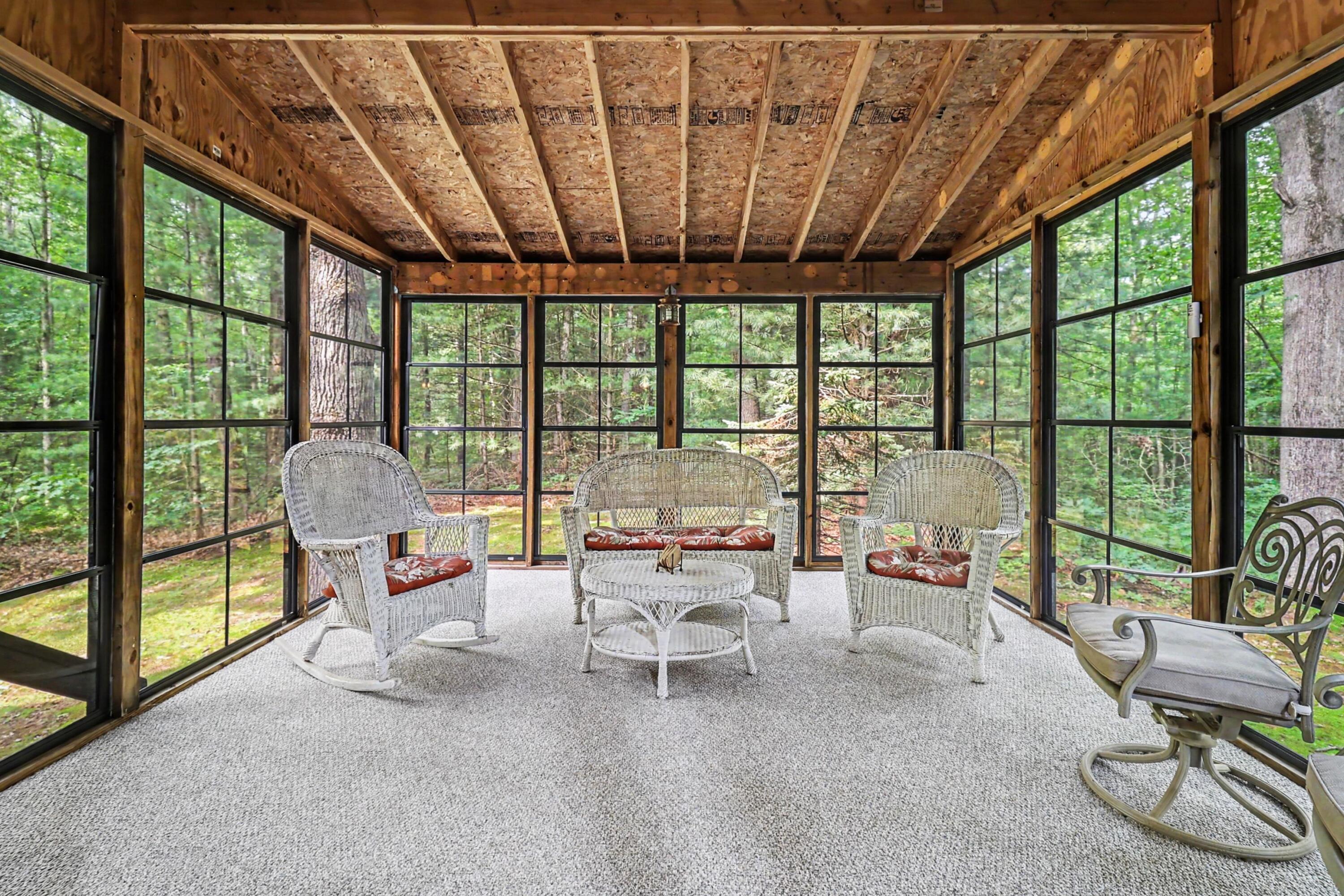 441 North Benson Road Fountain, MI 49410 - Photo 21 of 36 Screened Porch