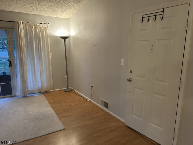 2512 Lindsley Road Bridgewater, NJ 08807 - Photo 14 of 38