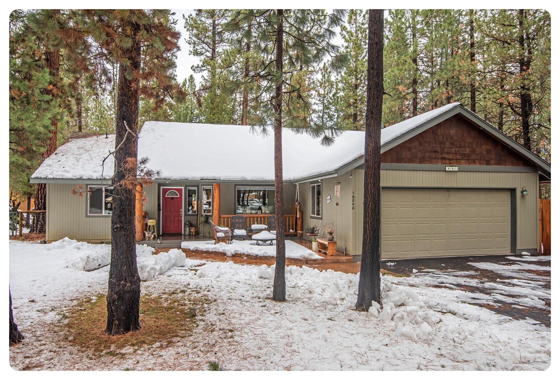 16840 Jacinto Road Bend, OR 97707 - Photo 2 of 36 16840 Jacinto Rd Sunriver OR-large-002-0