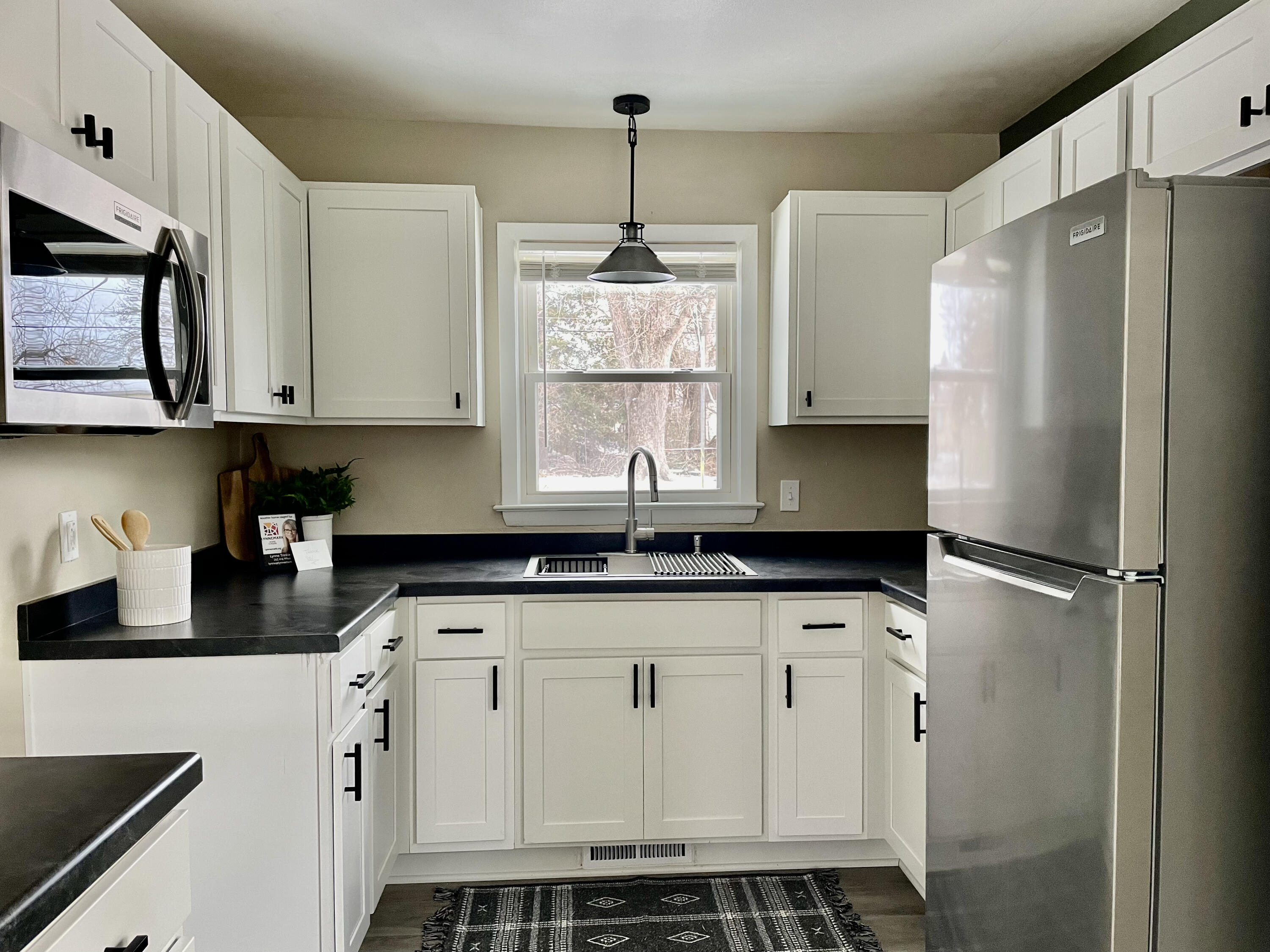 4872 North 63rd Street Milwaukee, WI 53218 - Photo 4 of 20 img_4742_55041898805_o