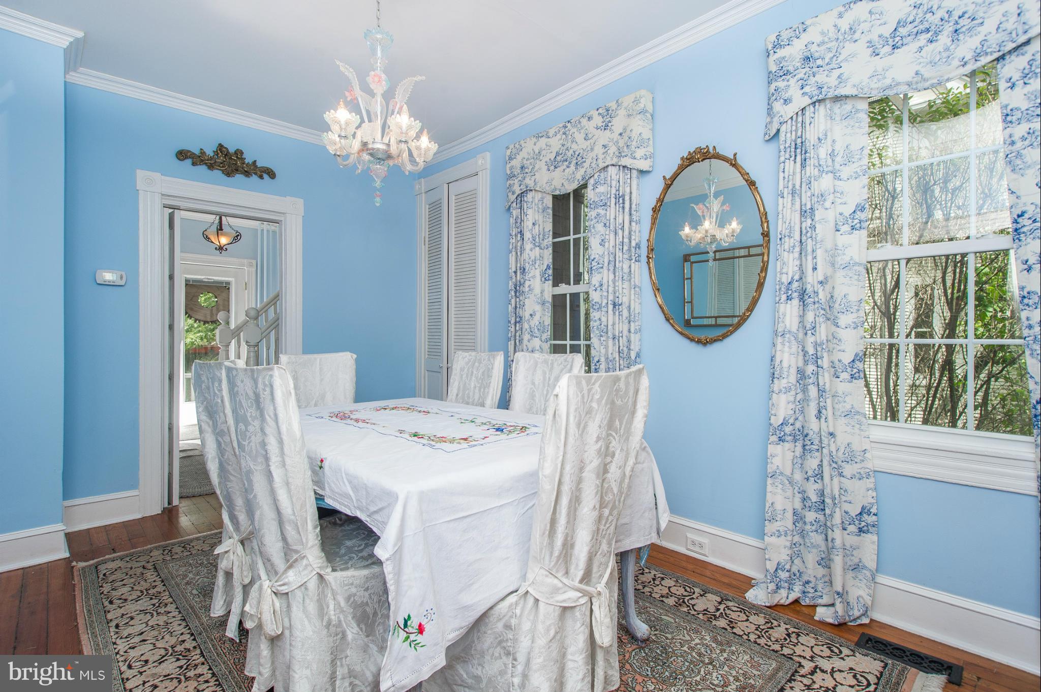 5005 Roland Avenue Baltimore, MD 21210 - Photo 11 of 30 Dining Room