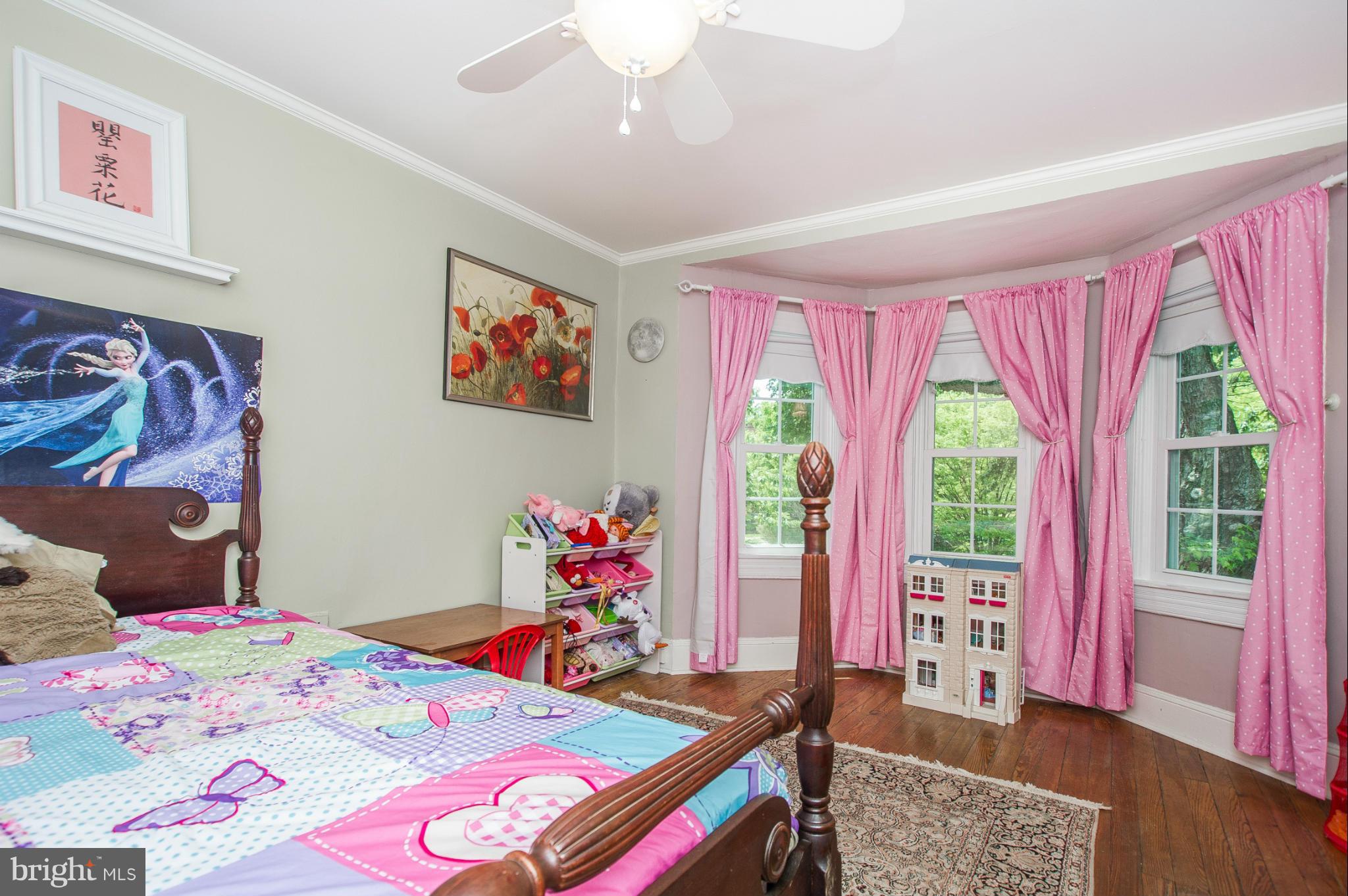 5005 Roland Avenue Baltimore, MD 21210 - Photo 16 of 30 Bedroom