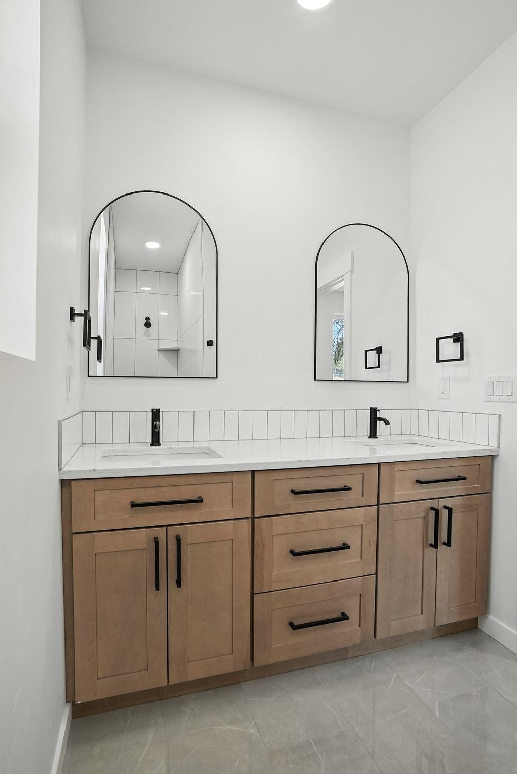 13394 East Bridges Road Elk, WA 99009 - Photo 17 of 40